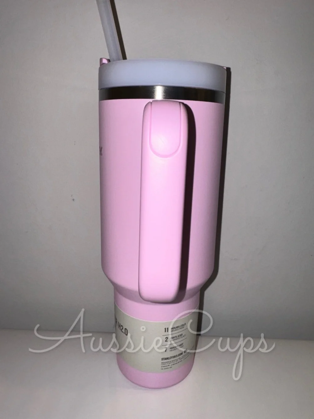 Stanley Cherry Blossom 40 oz Light Pink Quencher H2.0 Tumbler with Handle - Picture 3 of 10